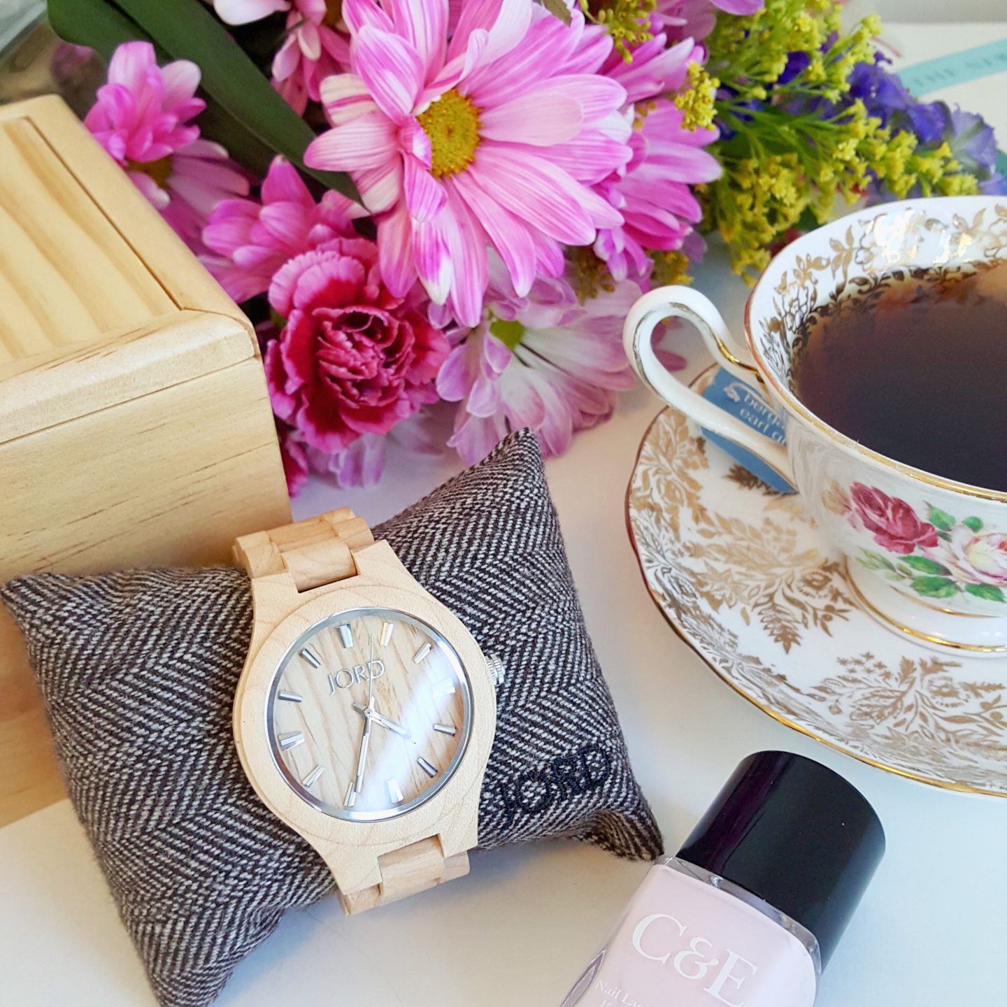 My new JORD Wood Watch & a GIVEAWAY!
