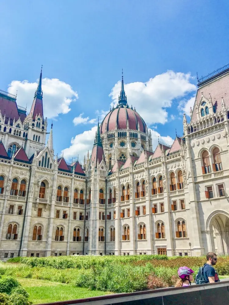 Budapest travel guide featuring what to see, do, eat and drink in Budapest!

Pictured here: Hungarian Parliament Building
