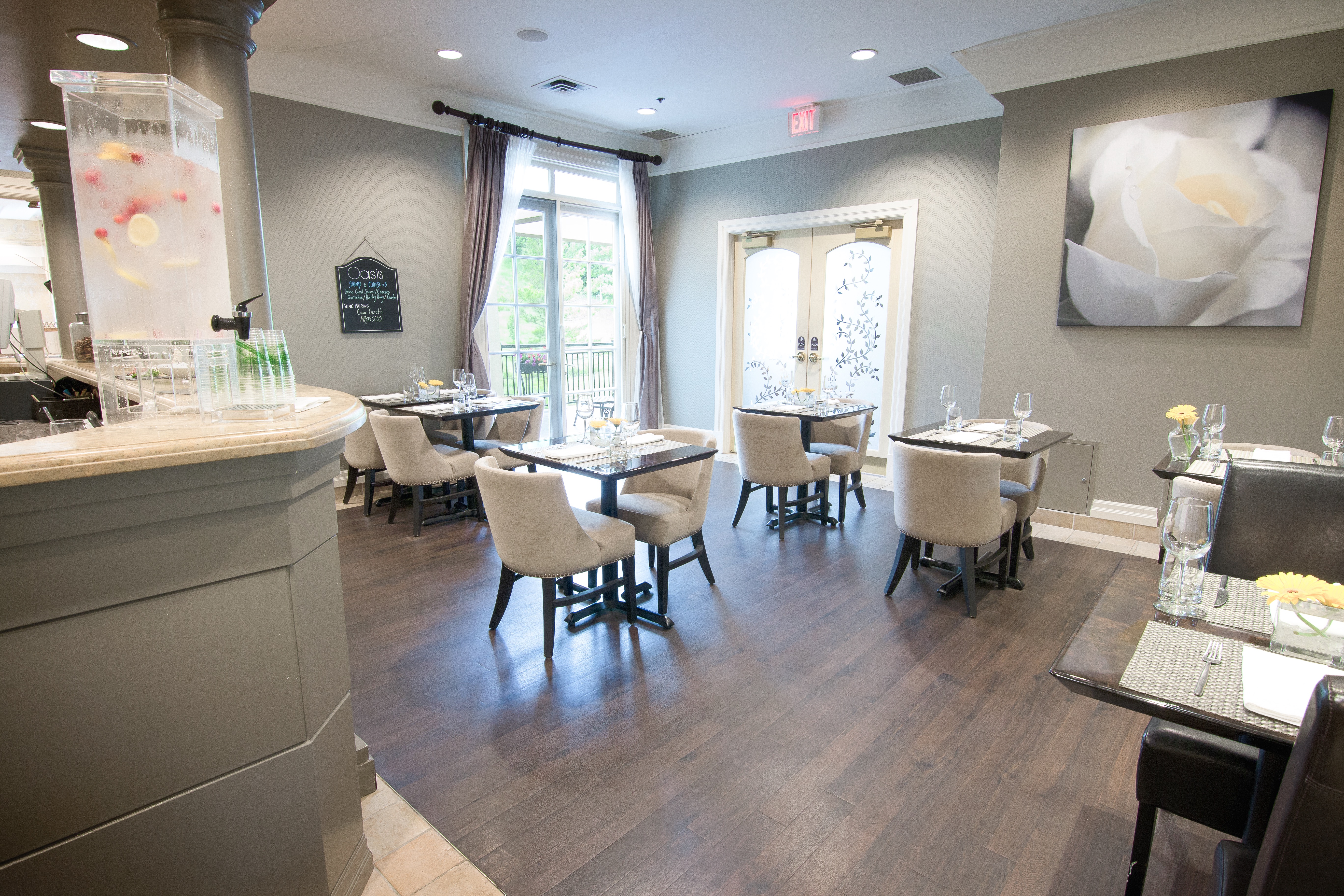 The Oasis Cafe in Hockley Valley Resort Spa is the perfect place for a bite to eat post-treatment. The best part? Dining in your robe of course!