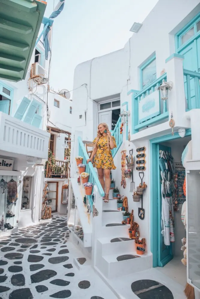 Instagrammable places in Mykonos - Old town mykonos. Click the photo to see the rest of my list of the most instagrammable places in Mykonos! 