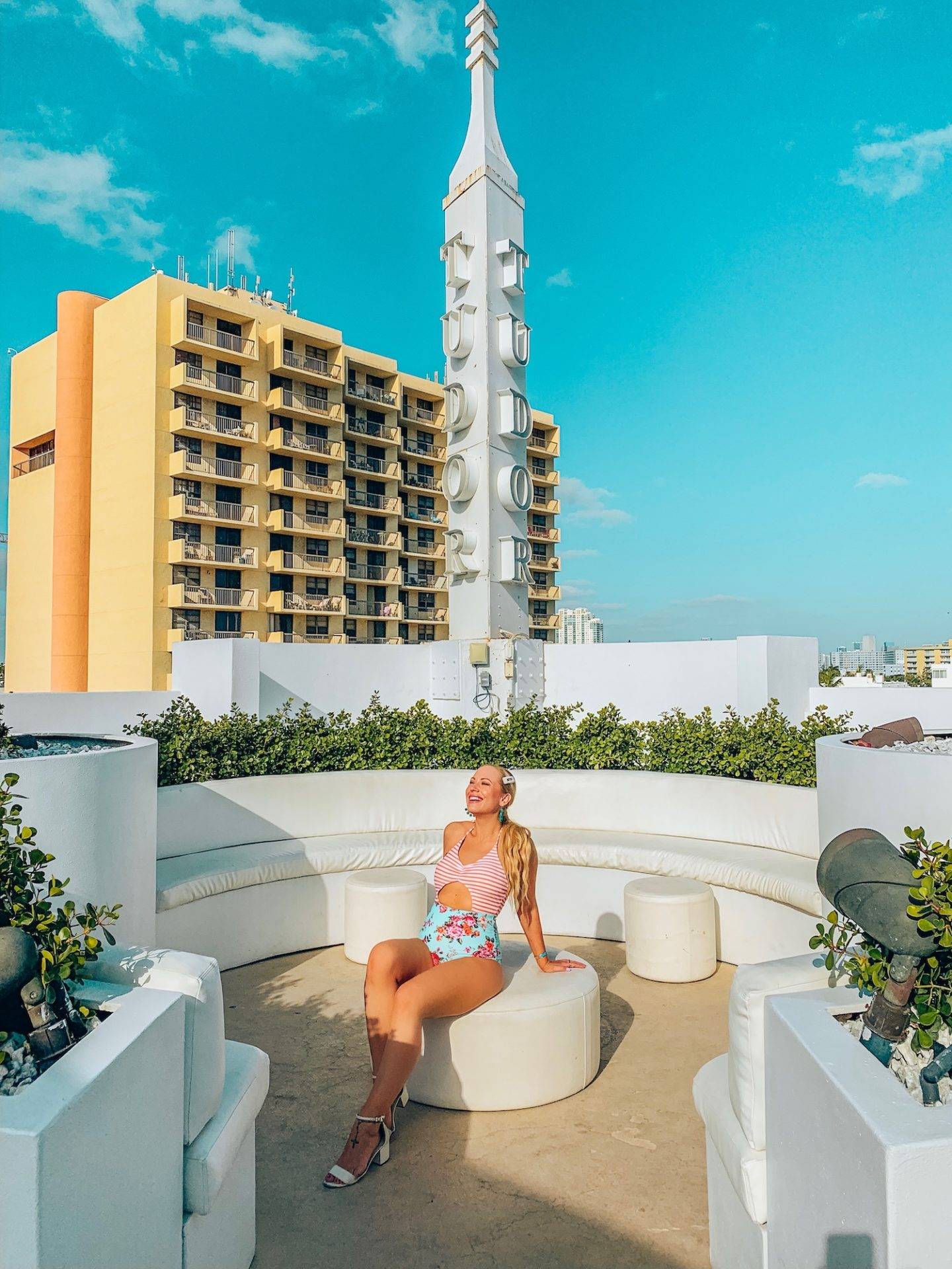 Complete hotel guide to where to stay in South Beach Miami.  Pictured here: Dream South Beach rooftop lounge