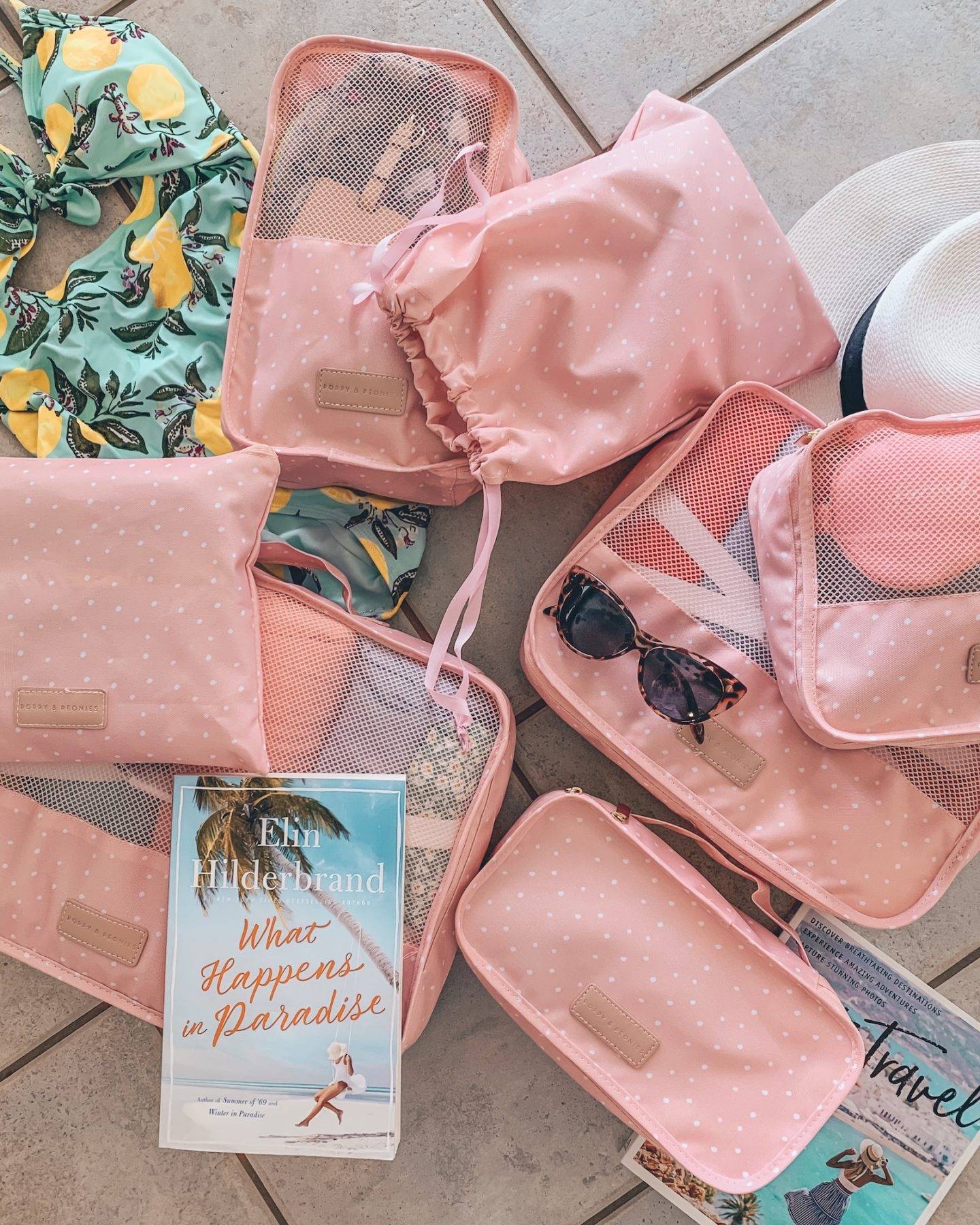 Headed for a trip to Florida and don’t know what to bring? I’ve got you covered. This post includes everything you need to pack for a trip to Florida and includes a printable packing checklist! 

Pictured here: #30 Packing cubes
