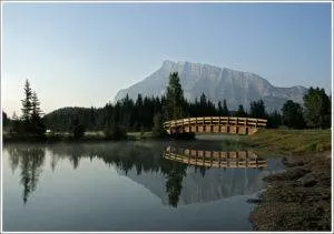 Visiting Banff National Park soon? Don't miss this guide of the 50 best things to in Banff for every kind of traveler! I recently spent 8 days exploring the area and took notes along the way so I could write you the most comprehensive guide possible. This guide includes all the top attractions, hikes, restaurants, and sights you definitely won't want to miss when you visit Banff National Park. I also include any tips you might need when visiting the area! Pictured here: Visit Cascade Ponds for a perfect picnic dinner