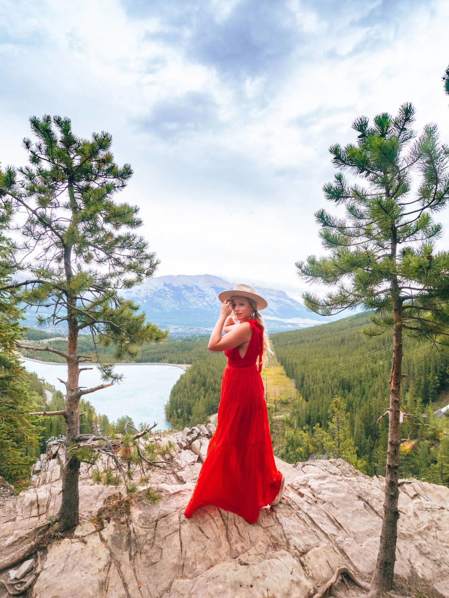 Visiting Banff National Park soon? Don't miss this guide of the 50 best things to in Banff for every kind of traveler! I recently spent 8 days exploring the area and took notes along the way so I could write you the most comprehensive guide possible. This guide includes all the top attractions, hikes, restaurants, and sights you definitely won't want to miss when you visit Banff National Park. I also include any tips you might need when visiting the area! Pictured here: The Grassi Lakes hike in Canmore gives you amazing views!