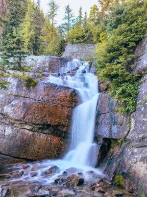 Visiting Banff National Park soon? Don't miss this guide of the 50 best things to in Banff for every kind of traveler! I recently spent 8 days exploring the area and took notes along the way so I could write you the most comprehensive guide possible. This guide includes all the top attractions, hikes, restaurants, and sights you definitely won't want to miss when you visit Banff National Park. I also include any tips you might need when visiting the area! Pictured here: The Lake Agnes Tea House Hike from Lake Louise