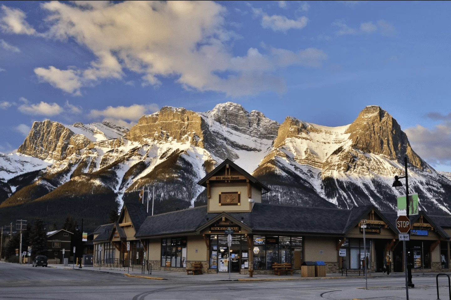 Visiting Banff National Park soon? Don't miss this guide of the 50 best things to in Banff for every kind of traveler! I recently spent 8 days exploring the area and took notes along the way so I could write you the most comprehensive guide possible. This guide includes all the top attractions, hikes, restaurants, and sights you definitely won't want to miss when you visit Banff National Park. I also include any tips you might need when visiting the area! Pictured here: Check out downtown Canmore
