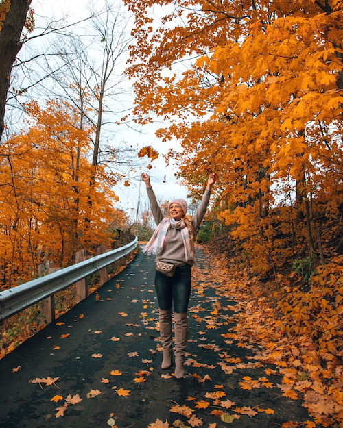20 Fabulous Fall Photo Ideas for all the Fall Feels on Your Instagram