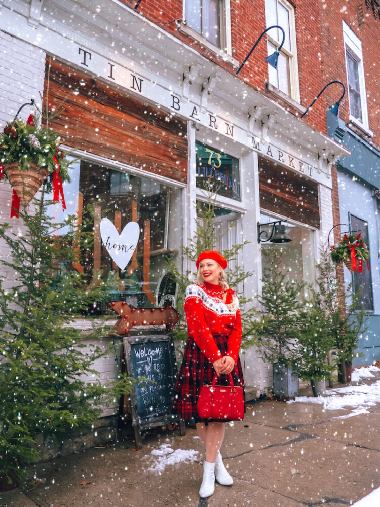 Ever wish you could step into a Hallmark Christmas movie? These 13 magical Christmas towns in Ontario will have you feeling just like you did! Pack your bags, load up the car, and get ready for the ultimate Christmas getaway - a road trip through Ontario's Christmas towns! Pictured here: Almonte