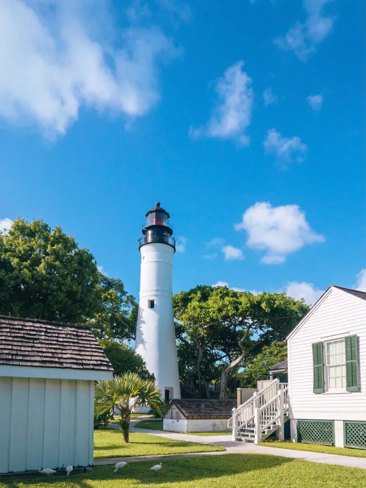 Planning a trip to Key West soon? Here's some of the most fun things to do in Key West Florida that you definitely won't want to miss out on during your visit! From key lime pie to the Ernest Hemingway Museum, the Southernmost Point to the Tropic Cinema... this list has all the hot spots you'll want to visit during your time in Key West! Pictured here: The Key West Lighthouse & Keeper's Quarters