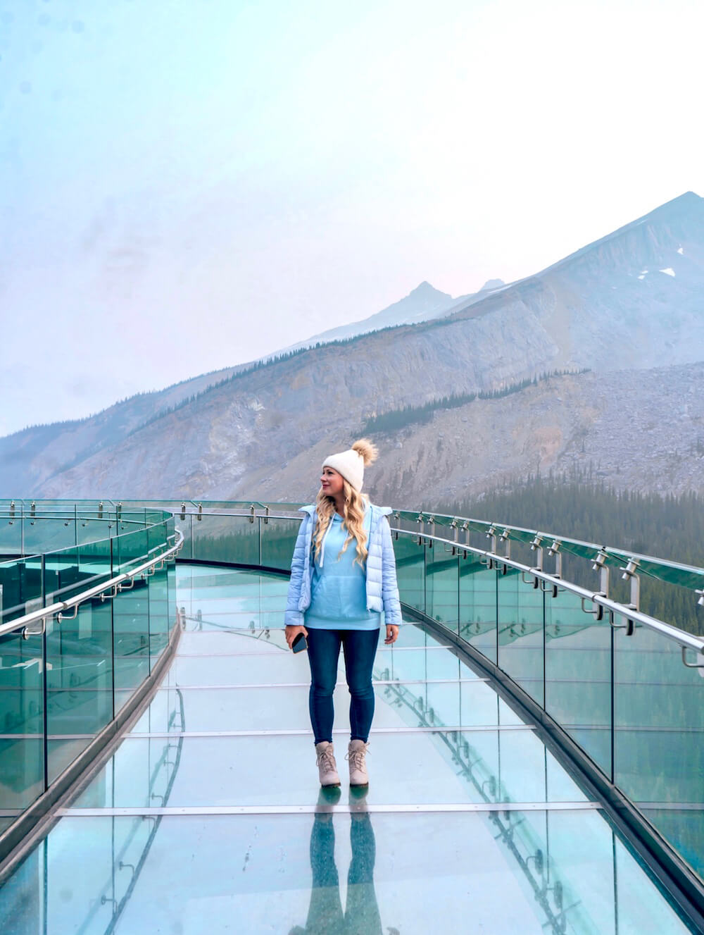 Planning a trip to Jasper National Park soon? Here's a local's guide to some of the best things to do in Jasper. From hikes and trails to adventure sports, family friendly excursions, dining experiences and more. You won't want to miss this guide of the best things to do and places to see in Jasper. Pictured here: Glacier Skywalk