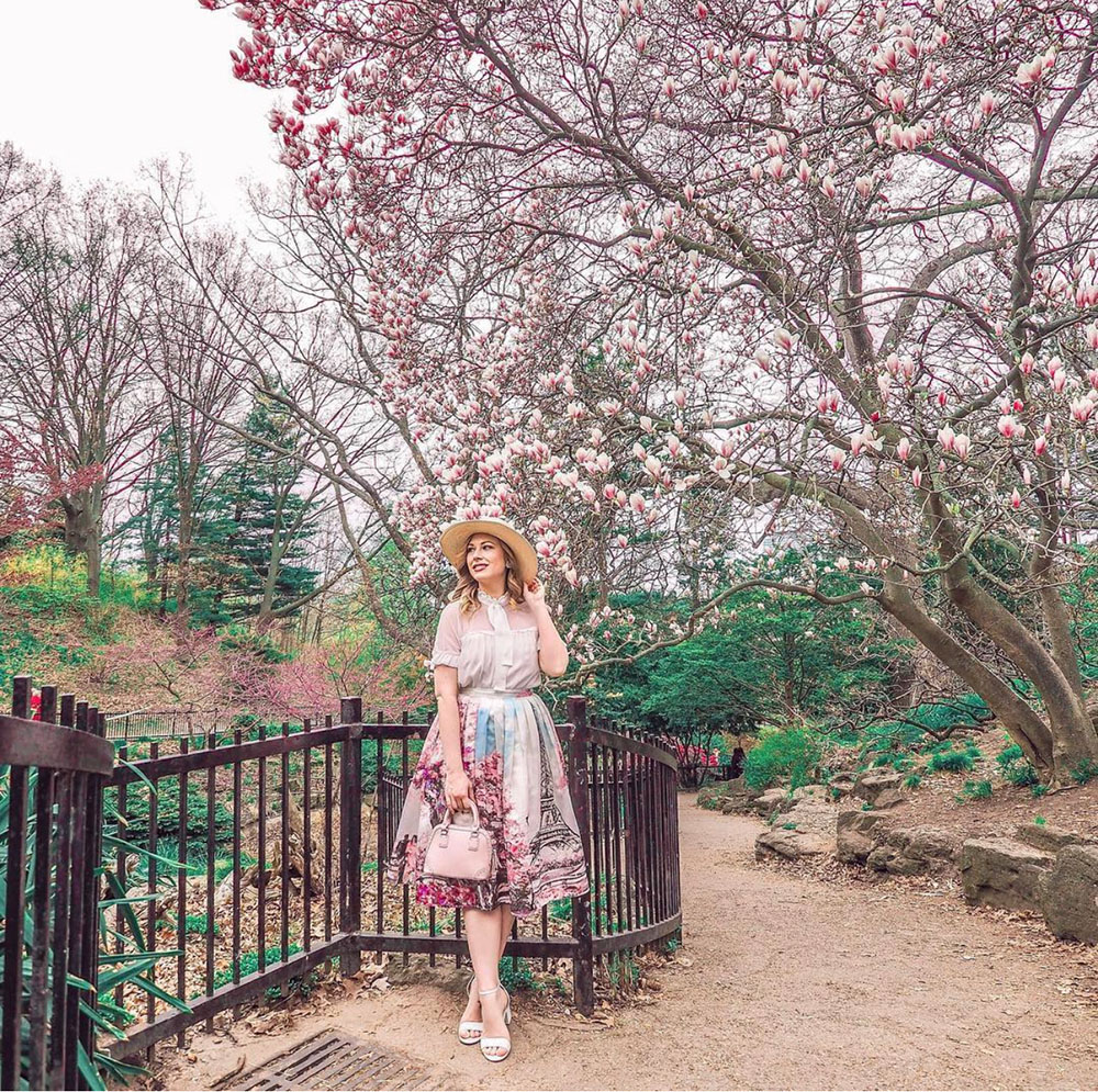 If you're planning on visiting Toronto soon and hoping to get some great photos while you're there, you definitely don't want to miss this guide on the most instagrammable places in Toronto, outdoor edition! This guide features all sorts of incredible outdoor photography locations in Toronto and the GTA. Pictured here: High Park