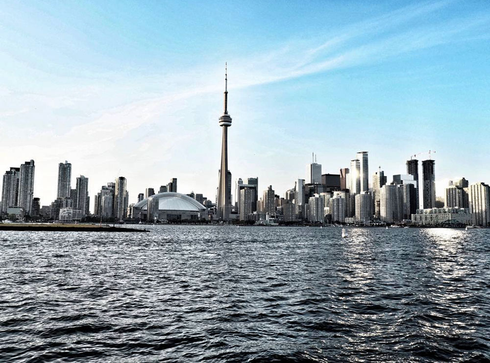 If you're planning on visiting Toronto soon and hoping to get some great photos while you're there, you definitely don't want to miss this guide on the most instagrammable places in Toronto, outdoor edition! This guide features all sorts of incredible outdoor photography locations in Toronto and the GTA. Pictured here: Toronto Islands