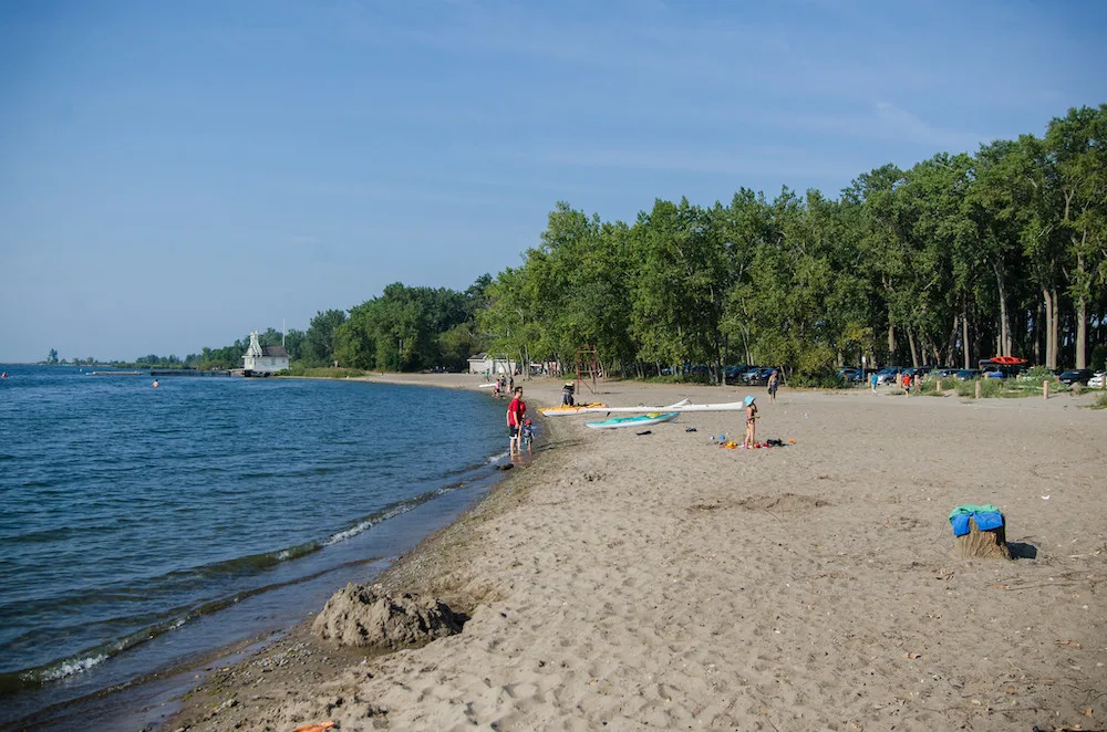 Looking for a great beach to spend a hot summer day laying in the sun on? This guide to the best beaches in Toronto is for you! Whether you're looking for a relaxing and quiet beach hang, the perfect beach for a family picnic, or want to enjoy the beach life in a more lively environment, there is Toronto beach for you. Pictured here: Cherry Beach