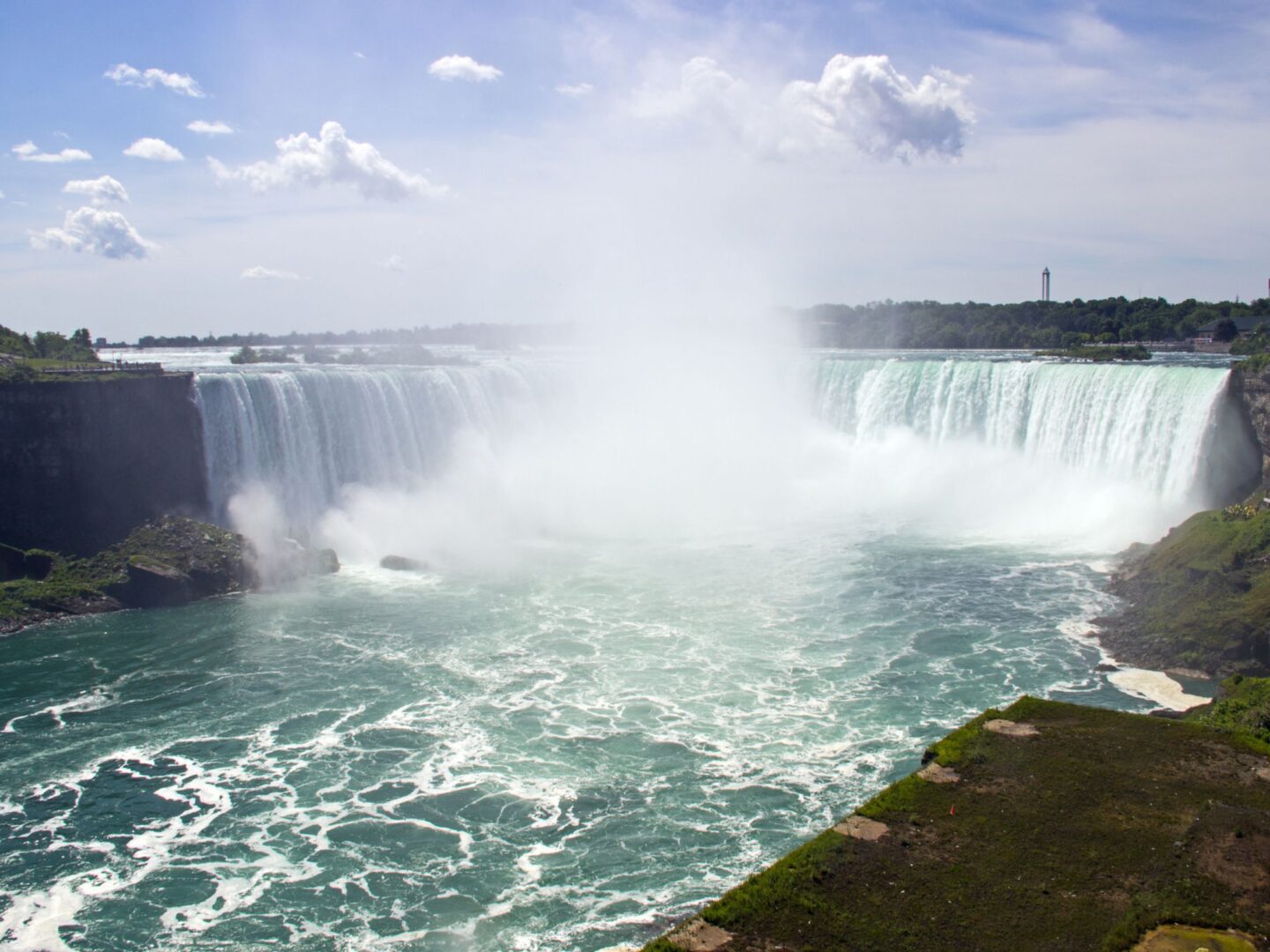 Planning a trip to Niagara Falls, Canada soon? You won't want to miss this guide of incredible things to do in Niagara Falls! From amazing restaurants, to the butterfly conservatory, bowling, and even a speedway... There is so much more to do here than just the falls themselves. Click for the full guide! Pictured here: The Niagara Falls Canadian Side Tour