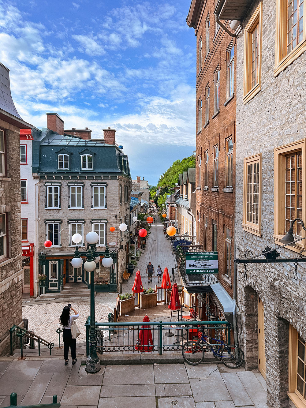 Quebec City feels like a little slice of Europe in Canada, and it's no surprise that most people who visit immediately fall in love with it's old world charm. From the gorgeous old architecture, cute cafes and cobblestoned streets, and beautiful parks, there's more than enough places here to snap your next instagram photo. If you're planning on visiting Quebec City soon you definitely don't want to miss this guide on the most instagrammable places in Quebec City! Pictured here: Breakneck Stairs
