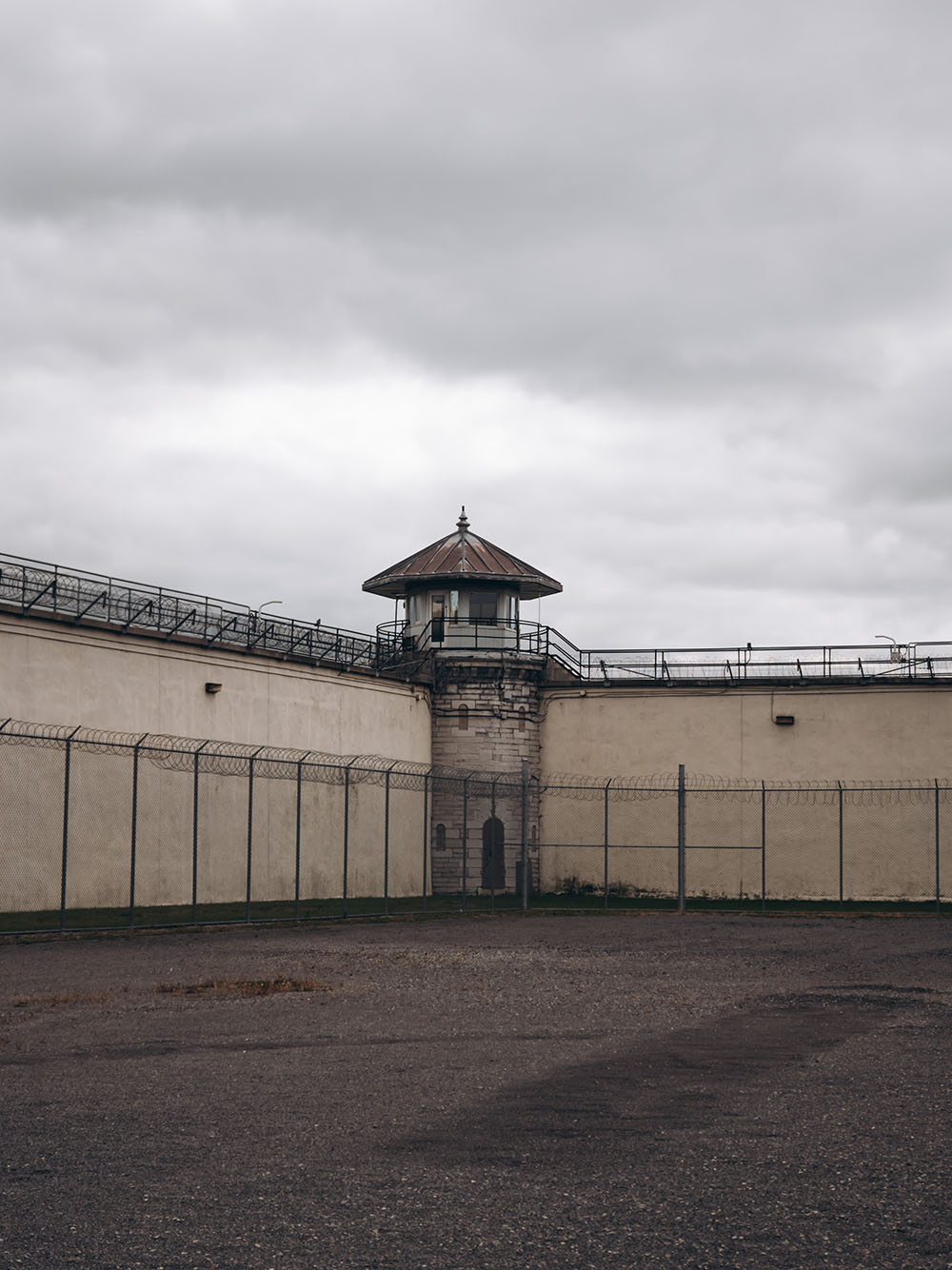 Planning a trip to Kingston, Ontario soon? This guide to the best things to do in Kingston is for you! From the top Kingston activities and attractions, to the must see sights, best restaurants, bars, and everything in between. You won’t want to miss this guide that will help you plan your perfect Kingston getaway. Pictured here: The Kingston Penitentiary Tour